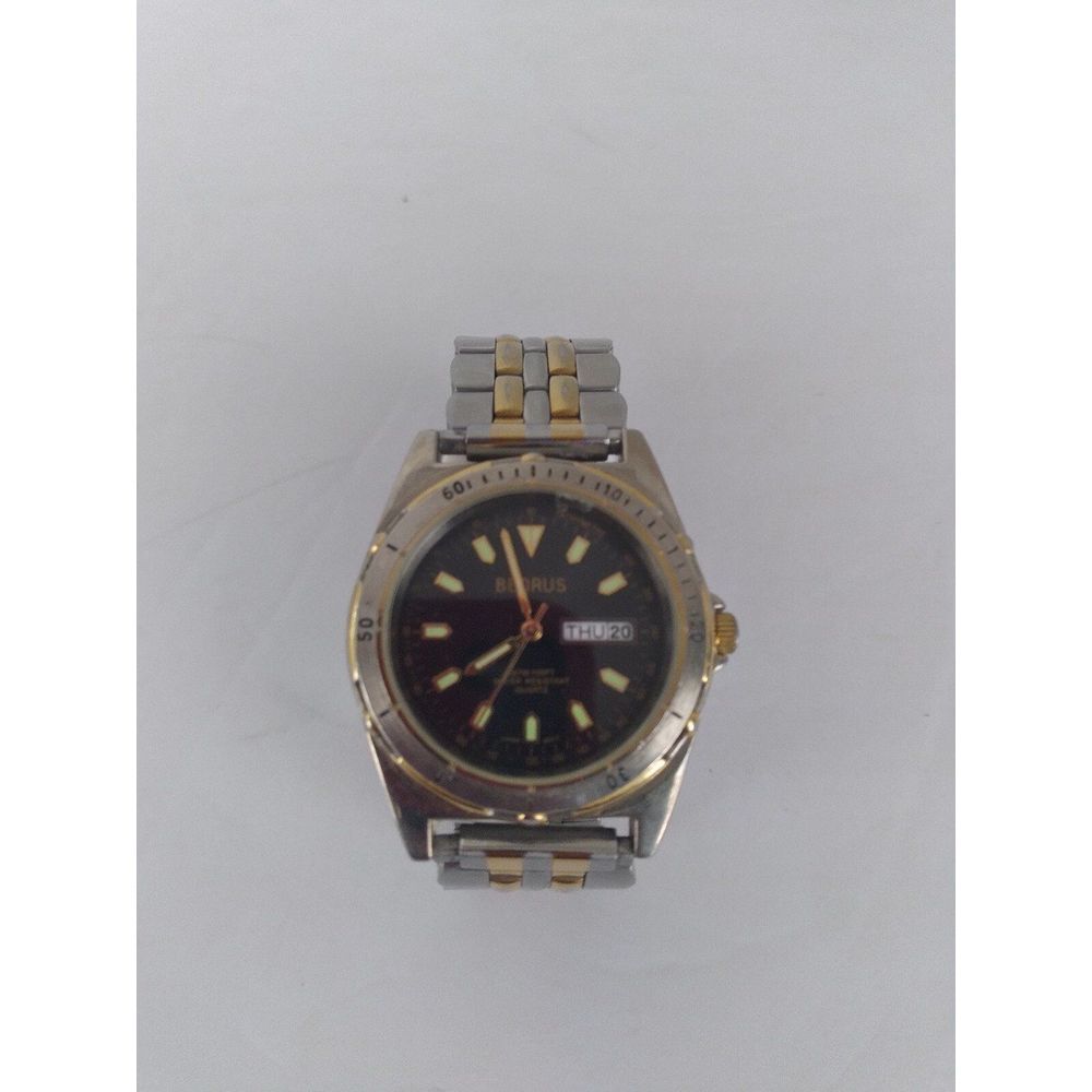 Vintage Two-Tone Stainless Steel‎ Watch with Day-Date Display Black Dial Markers